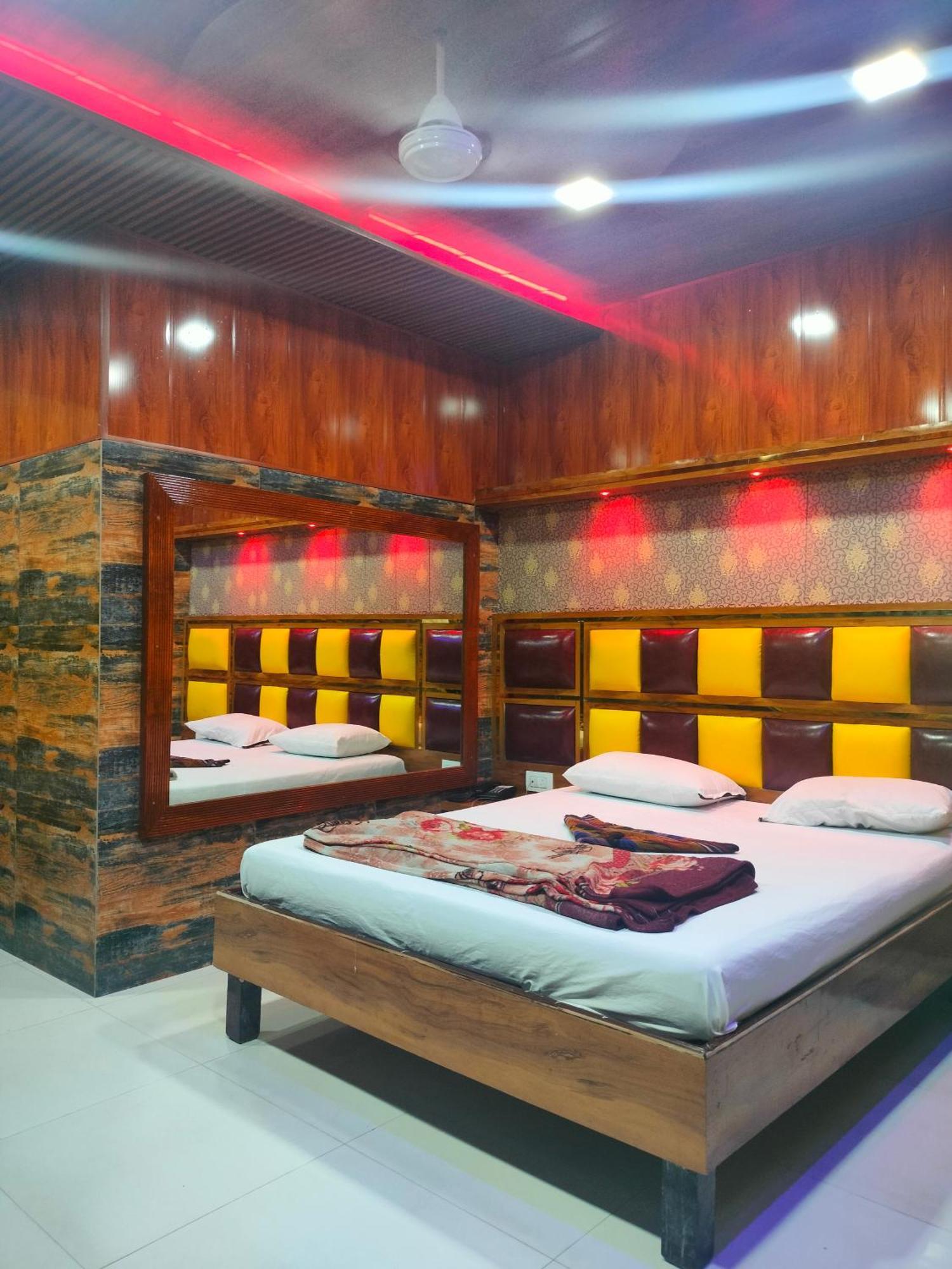 Spring Resort & Lodging مومباي المظهر الخارجي الصورة